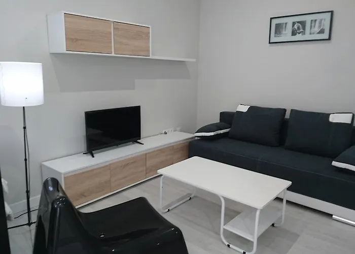 El Patio De La Piscina