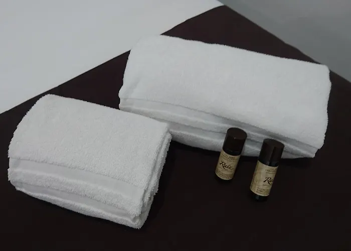 El Patio De La Piscina *