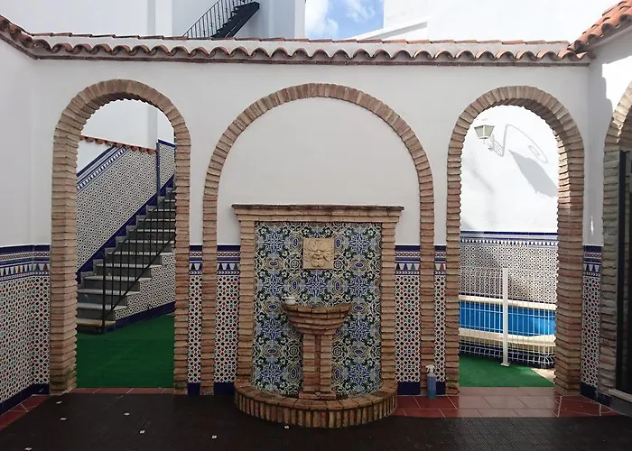 El Patio De La Piscina * Кордова