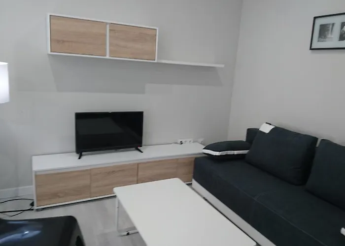 El Patio De La Piscina *