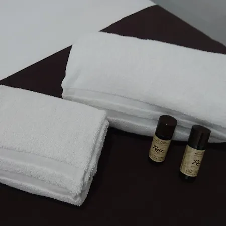 El Patio De La Piscina *