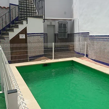 El Patio De La Piscina Apartment